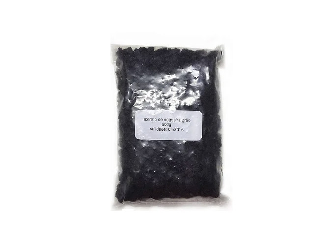 Extrato de nogueira em grãos